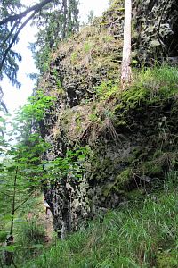 Čediče na vrchu Skalka