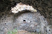 Hrad Šumburk - asi jediná zachovaná sklepní místnost