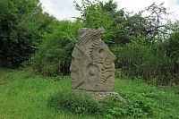 Doubravice - socha indiána