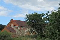 Jedeme na sever - 1. den: Zbiroh - pivovar Švabín, Zdice - cca 4 km dlouhý okruh po NS Zdice - Lesopark Knihov (prohlídka zajímavostí města, hradiště Knihov)