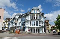 Kladno - zajímavá moderní budova ve Váňově ulici