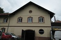 Jedeme na sever - 3. den - 2. část:  Kladno  - pivovar Kročehlavy; Libušín - menhirový kruh; Holubice - románský kostel Narození Panny Marie