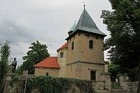 Holubice - románský kostel  Narození Panny Marie