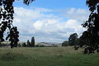 Pohled z parkoviště pod Humprechtem