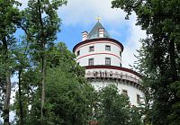 První pohled na zámek Humprecht