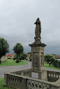 Ostružno - Mariánský sloup