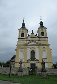 Ostružno - kostel Povýšení sv. Kříže