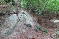 Knovíz - tady je ještě místo na další reliéf