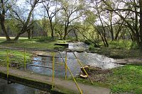 Potok Třemošná - vracíme se na žlutou značku