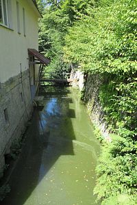 Náhon Podsemínského mlýna