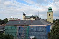 Věží je ve městě skutečně dost