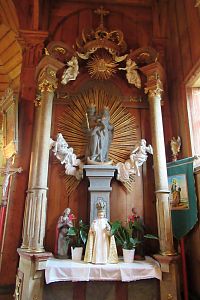 Staré Hamry - dřevěný kostel Panny Marie Pomocnice křesťanů