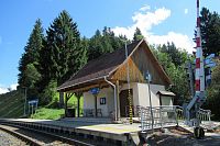 Velké Karlovice - vlaková zastávka