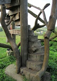 Oznice - rozhledna Oznička a její příšerné schody