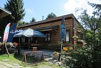 Nová provizorní dřevěnka na Tesáku - restaurace Chata Tesák