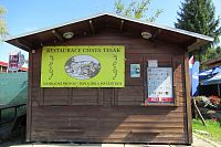 Dnes zavřený kiosek na Tesáku