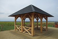 Alltán pod rozhlednou