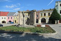 Přerov - Horní náměstí - památník Jana Blahoslava z r. 1923