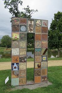 je zajímavá z obou sran