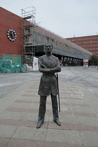 Pomník Jana Pernera, projektanta a stavitele železničních tratí