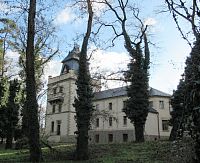 Larischva vila - 2. zastavení delšího okruhu