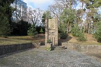 Památník Zámeček - 1. zastavení delšího okruhu