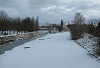 Pohled z lávky na Chrudimku