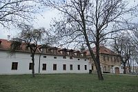 Hájčí dvůr od východu