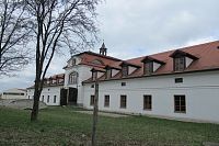 Hájčí dvůr od jihu