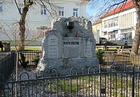 Loděnice - pomník Mistra Jana Husa