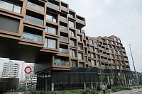 Bytový dům Fragment ze Sokolovské ulice - směr východ (k metru)