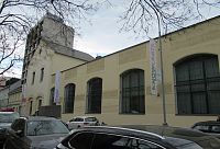 Pernerova ulice - Forum Karlín