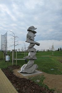 Dolní Měcholupy - Galerie Golf Hostivař