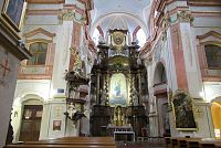 Nerudova ulice - kostel Panny Marie Matky ustavičné pomoci a sv. Kajetána