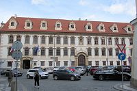 Valdštejnský palác