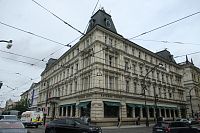 Palác Lažanských - kavárna Slávie