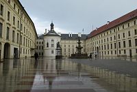 II. hradní nádvoří