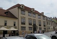 Loretánská ulice - Dittrichštejnský palác