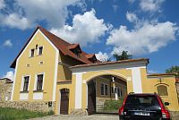 Vráž