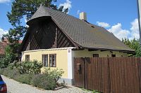 Historický venkovský dům - přízemní roubenka