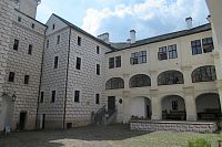 Březnice - zámek