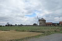 Přemyslovice - větrný mlýn i větrný mlýnek