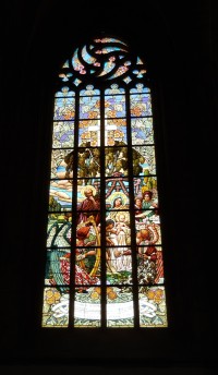 Chrám Sv. Barbory - okna jsou malovaná na skle