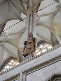 Chrám Sv. Barbory - jedna z dřevěných soch křesťanské ctnosti