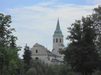 Kostel Sv.  Archanděla Michaela - pohled od altánu