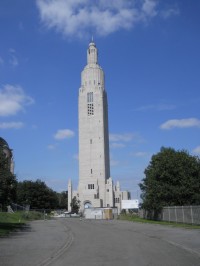 Památník spojenců - věž Memorial Interallié