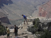 Grand Canyon - dokonce se opatrně i dolů podíval