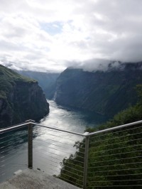 Geirangerfjord od vyhlídky Ornevegen – Ornesvingen