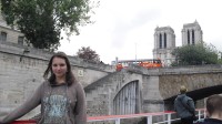 Já z lodi před katedrálou Notre Dame