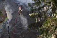 Český horolezecký týden v Adršpašských skalách nabídne i lekce pro veřejnost zdarma